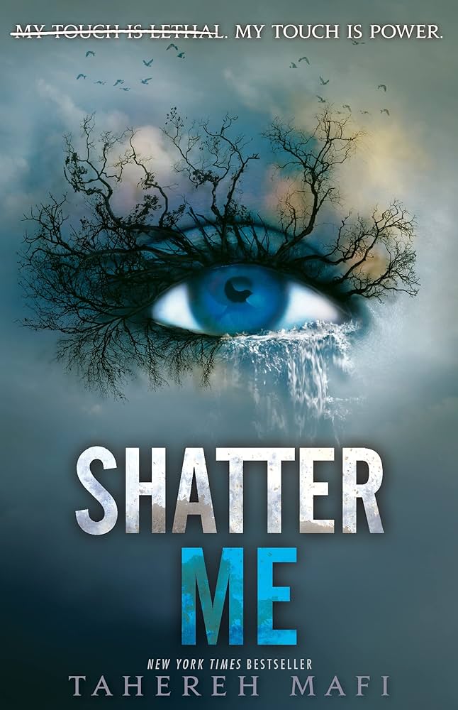 Couverture du roman Shatter me en anglais.